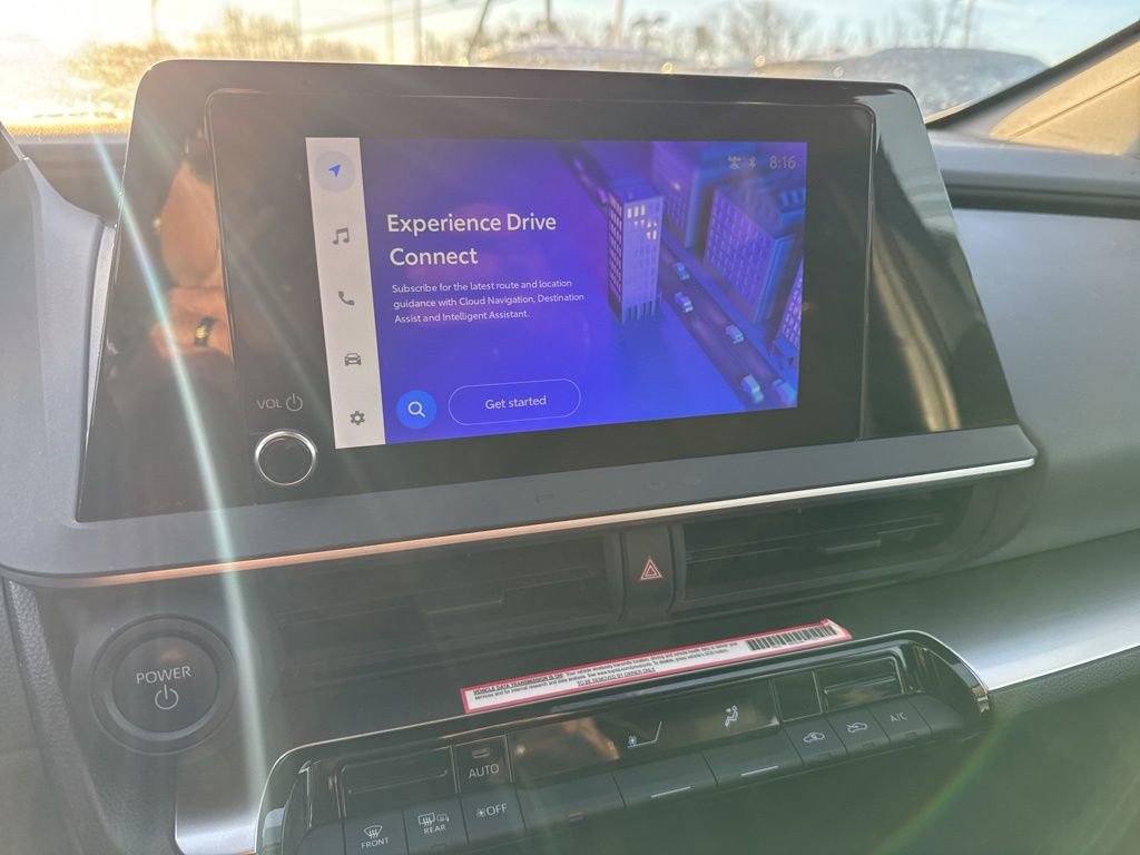 Used 2024 Toyota Prius LE image 13