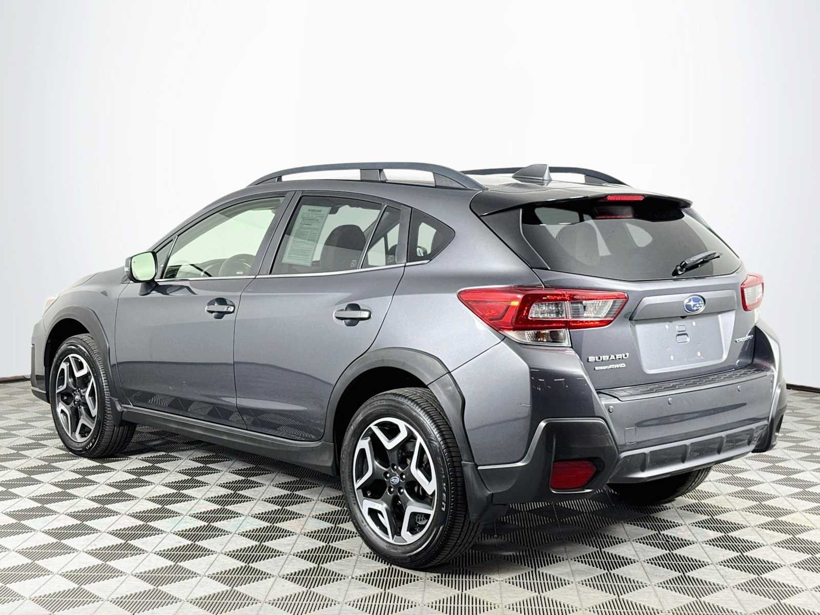 Used 2020 Subaru Crosstrek 2.0i Limited w/ Moonroof Package AWD/4WD image 7
