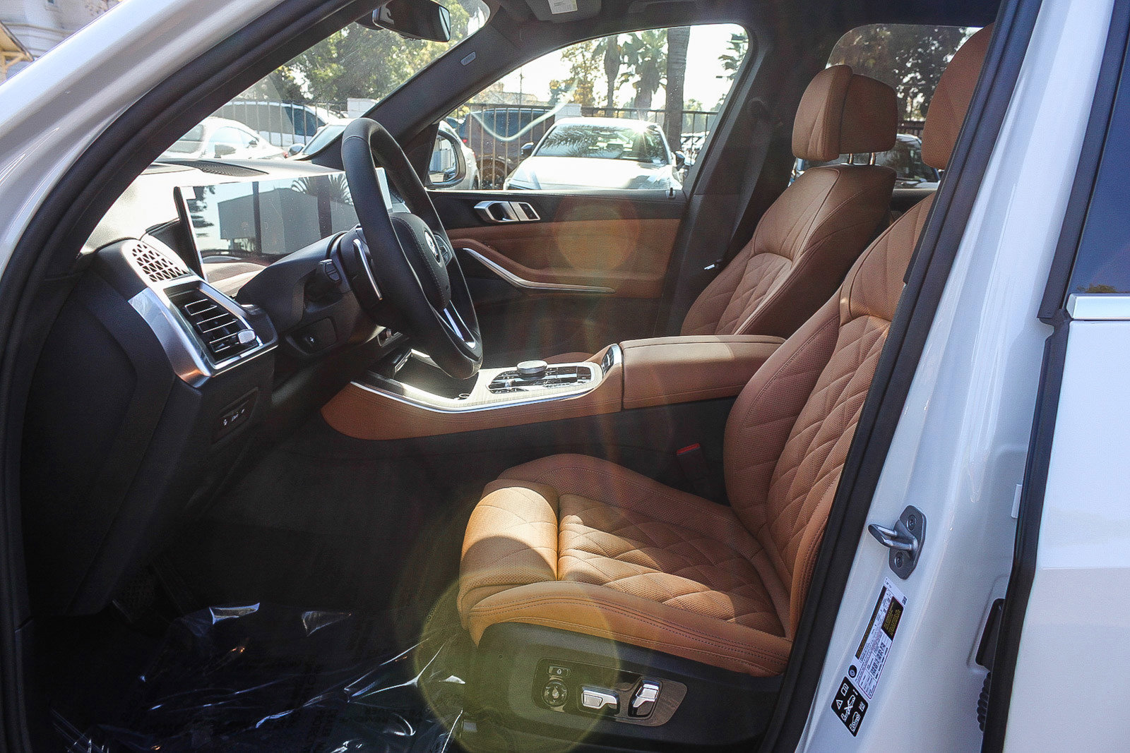 New 2026 BMW X5 xDrive40i w/ Climate Comfort Package image 17