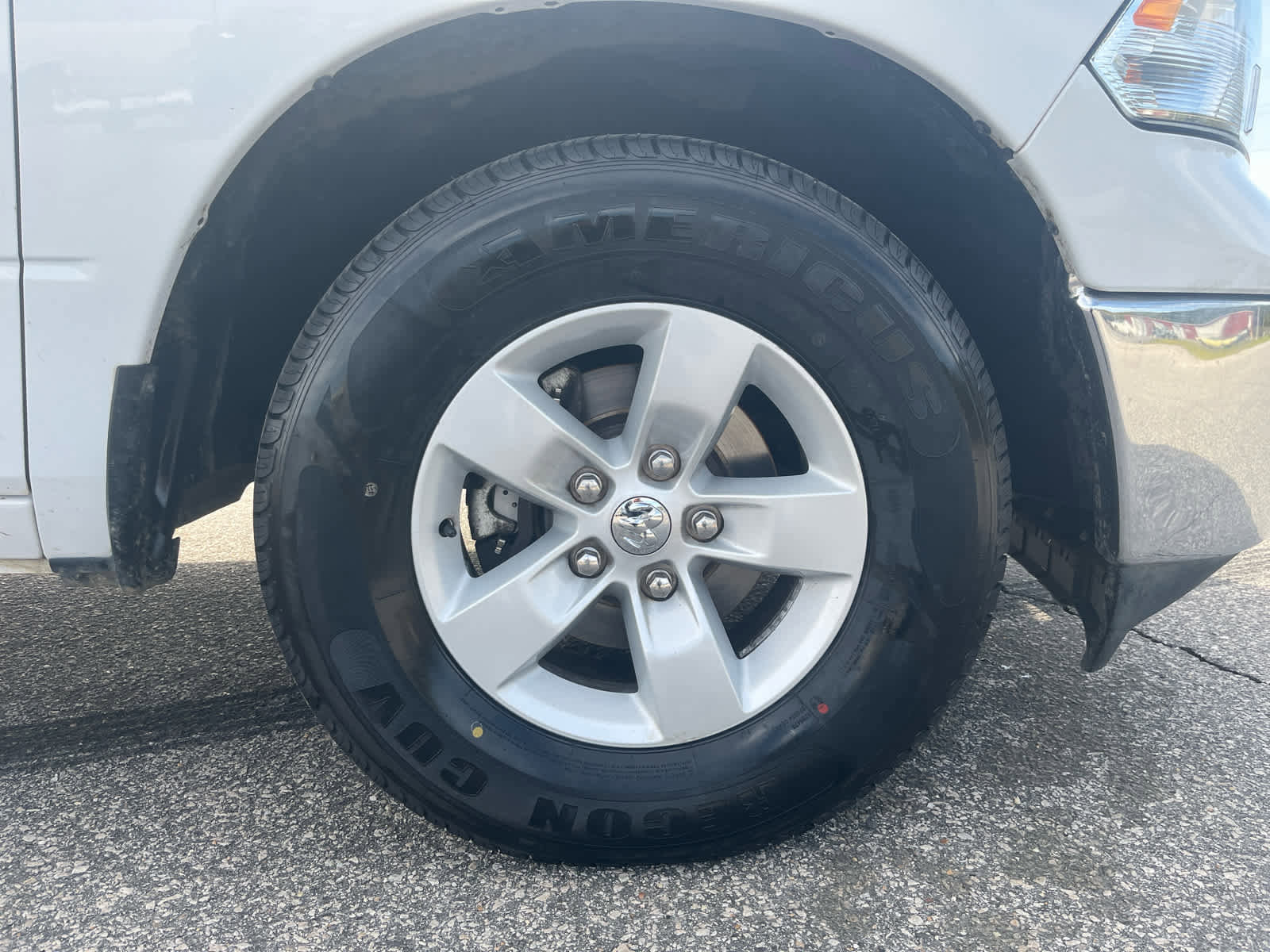 Used 2022 RAM 1500 Classic SLT image 35