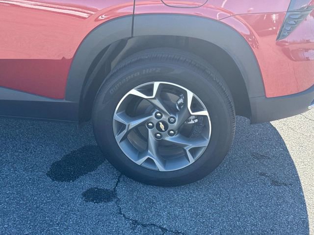 Certified 2024 Chevrolet Trax LT w/ Driver Confidence Package image 8