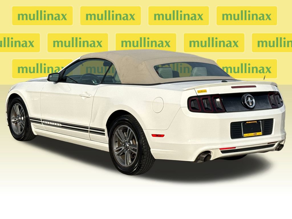 Used 2013 Ford Mustang Premium image 9