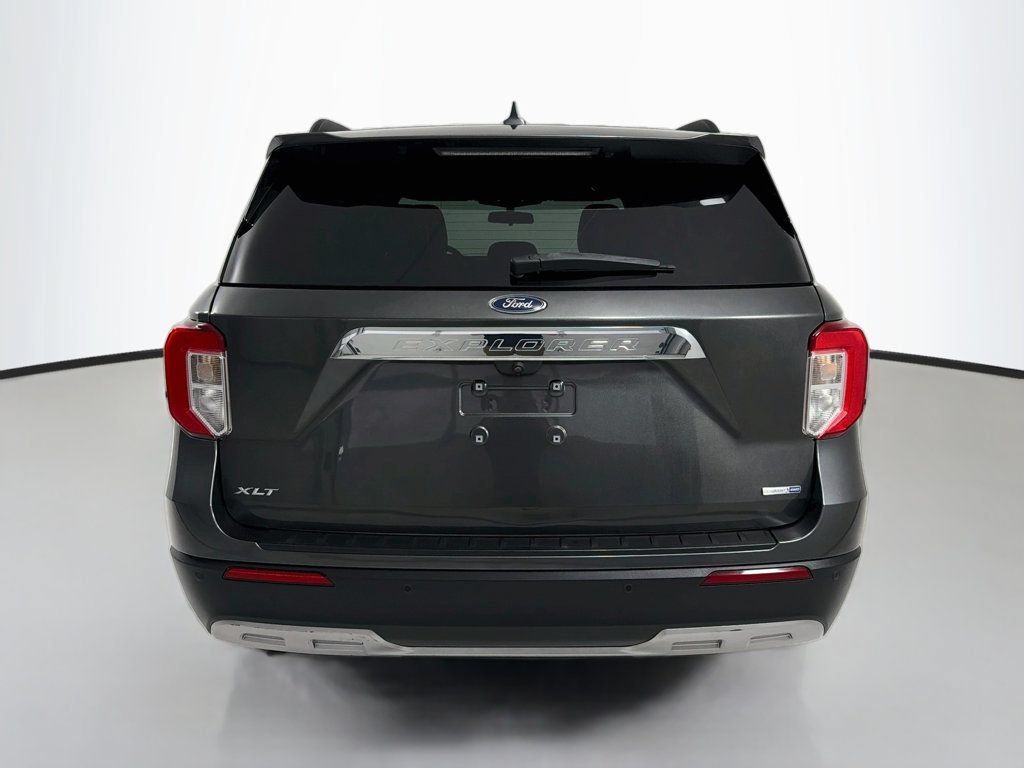 Used 2020 Ford Explorer XLT w/ Equipment Group 202A AWD/4WD image 6