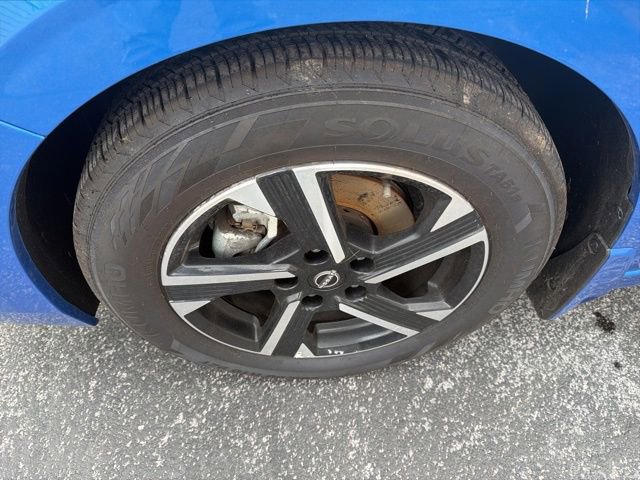 Used 2025 Nissan Sentra SV image 9