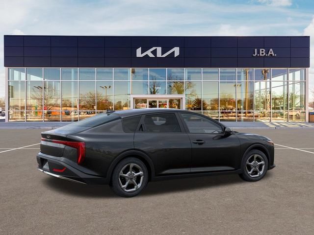 New 2026 Kia K4 FWD image 6