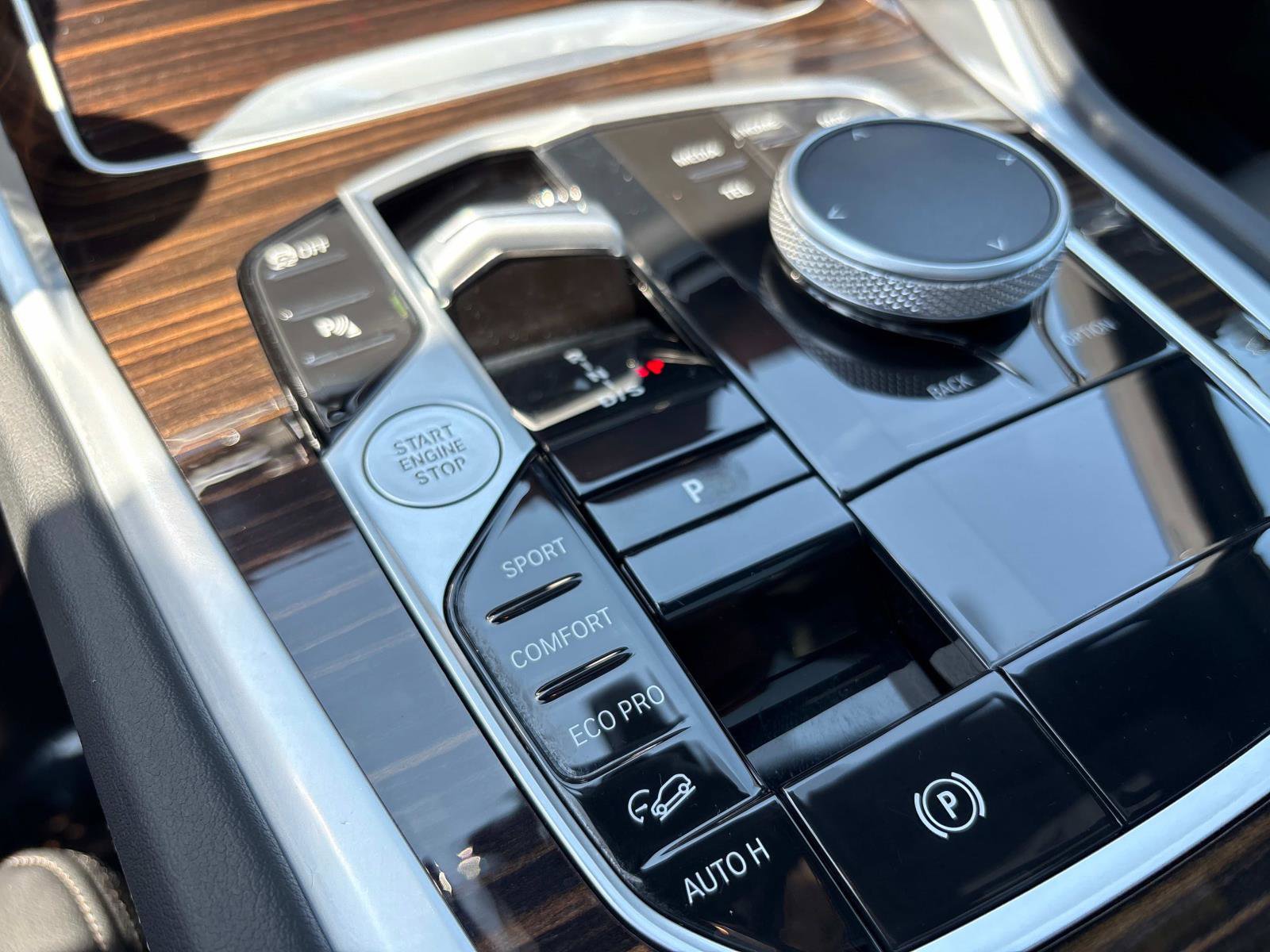 Used 2025 BMW X6 xDrive40i AWD/4WD image 22