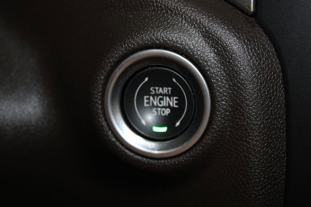Used 2022 Chevrolet Silverado 1500 LTZ AWD/4WD image 46