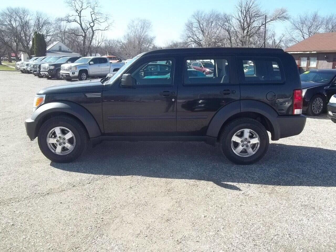Used 2008 Dodge Nitro SXT image 4