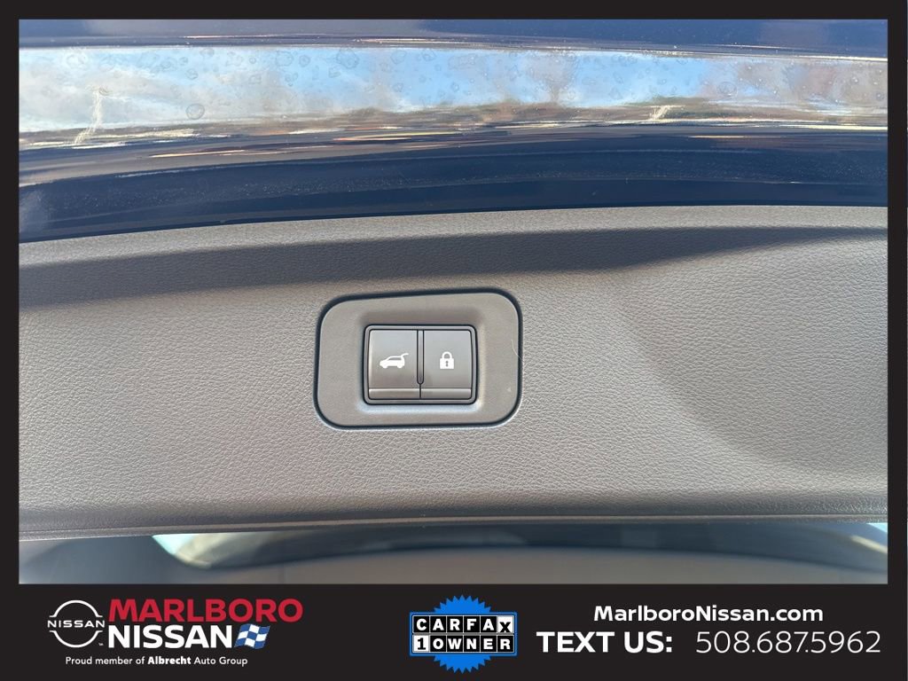 Certified 2025 Nissan Armada Platinum Reserve image 15