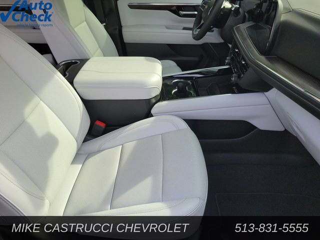 Certified 2025 Chevrolet Suburban Premier AWD/4WD image 28