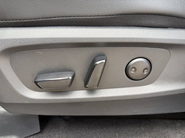 Used 2024 Nissan Pathfinder SL FWD image 26