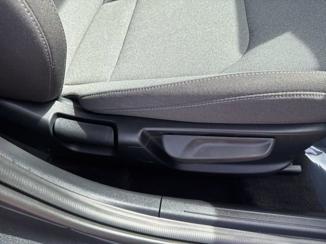 Used 2025 Kia K4 LXS image 46