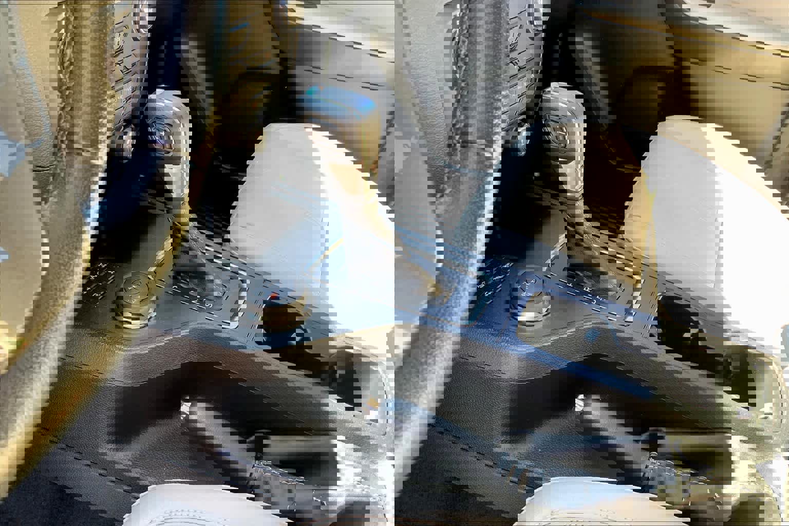 Used 2019 Ford Ranger Lariat w/ Equipment Group 501A Mid image 16