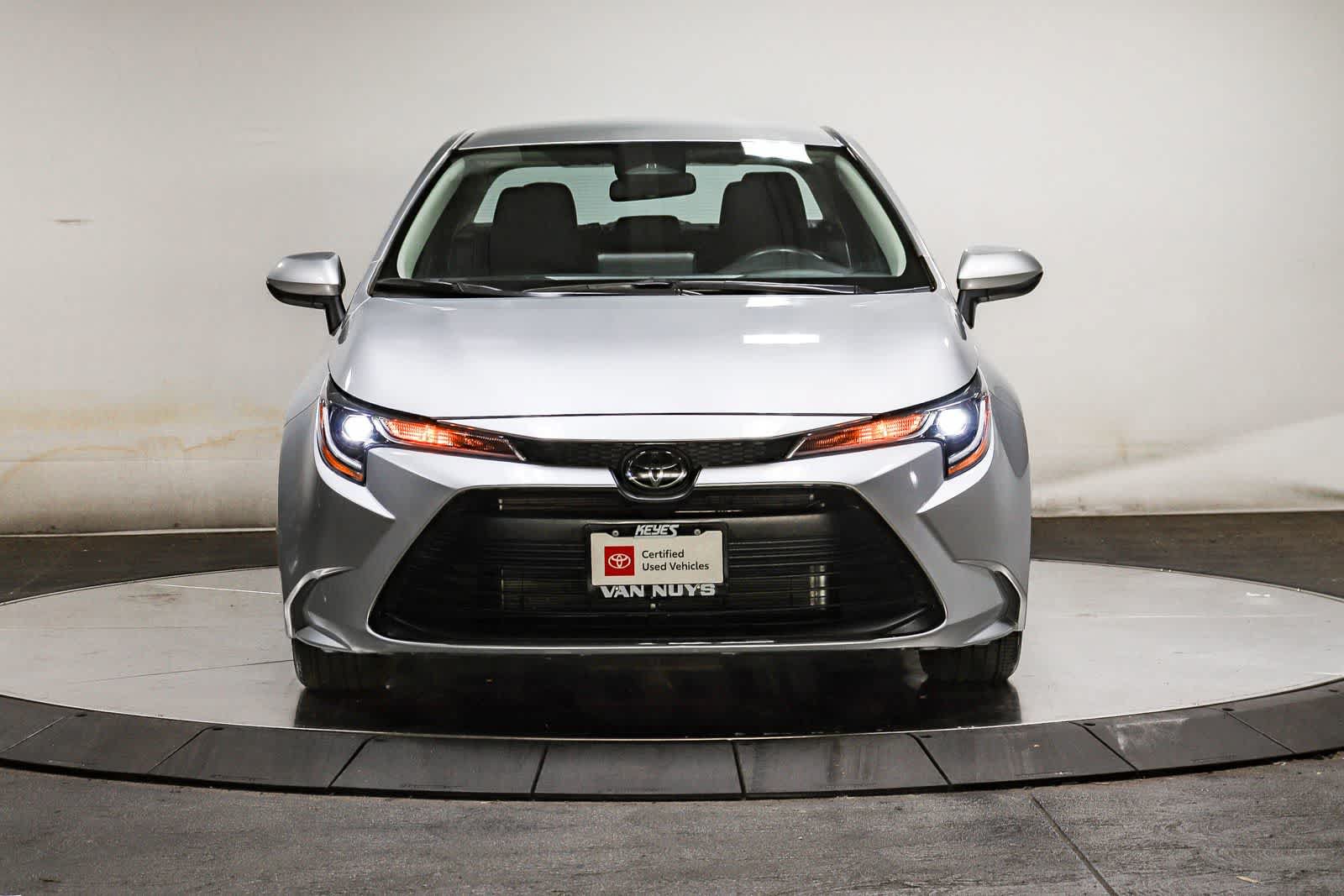 Certified 2025 Toyota Corolla LE FWD image 7
