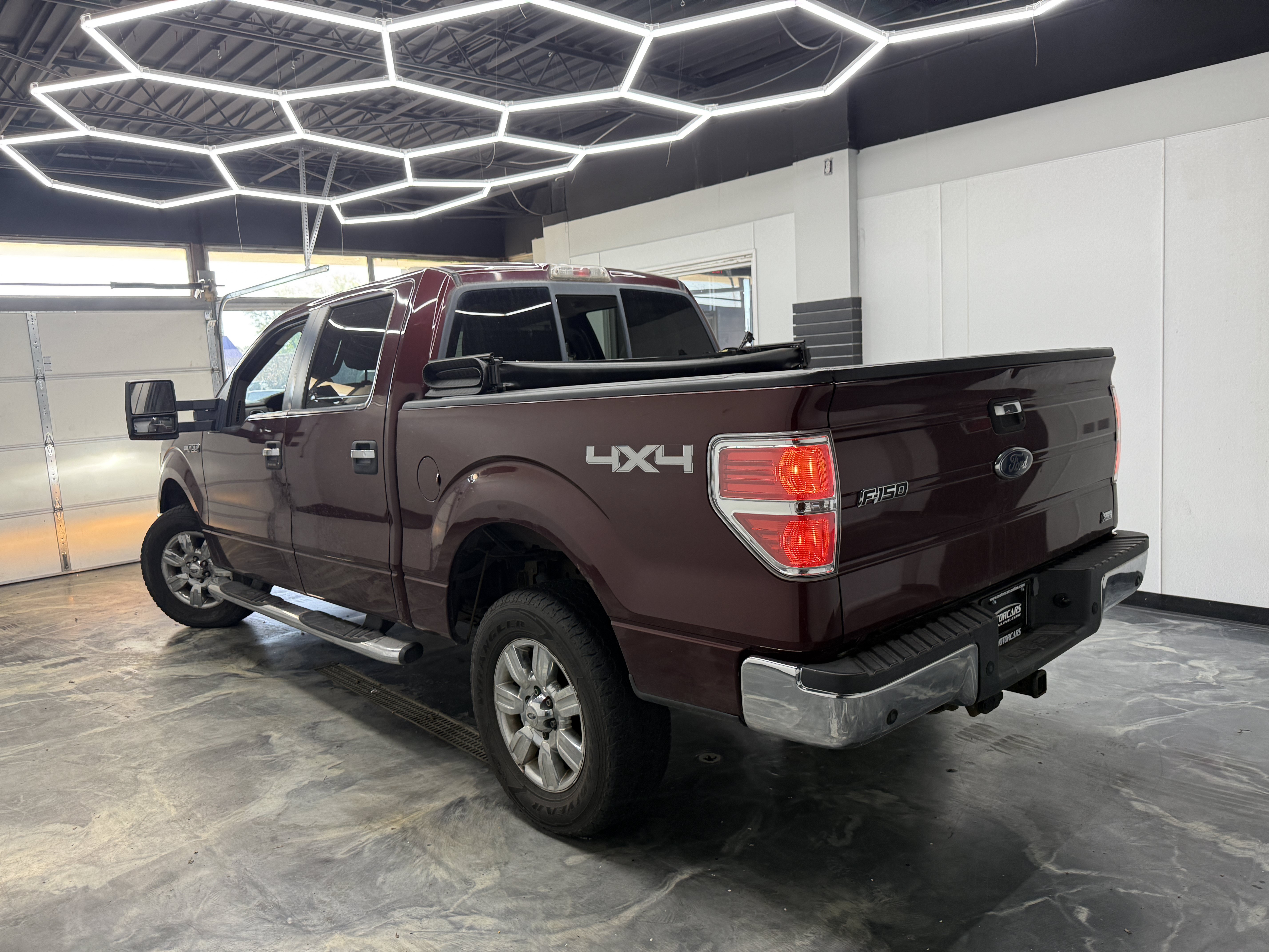 Used 2010 Ford F150 XLT AWD/4WD image 8
