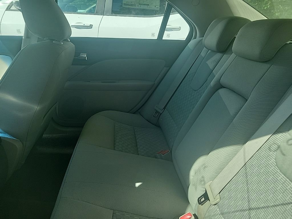 Used 2010 Ford Fusion SE FWD image 23