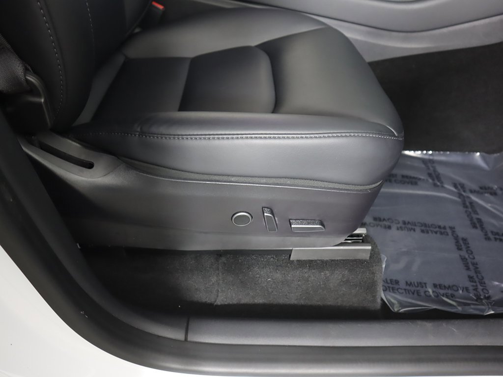 Used 2021 Tesla Model Y Long Range image 33