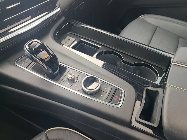 Used 2024 Cadillac Escalade Sport w/ Touring Package AWD/4WD image 22