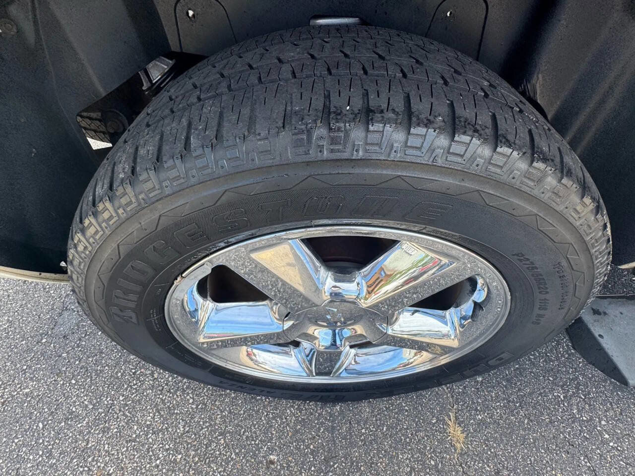 Used 2011 Chevrolet Tahoe LTZ AWD/4WD image 44