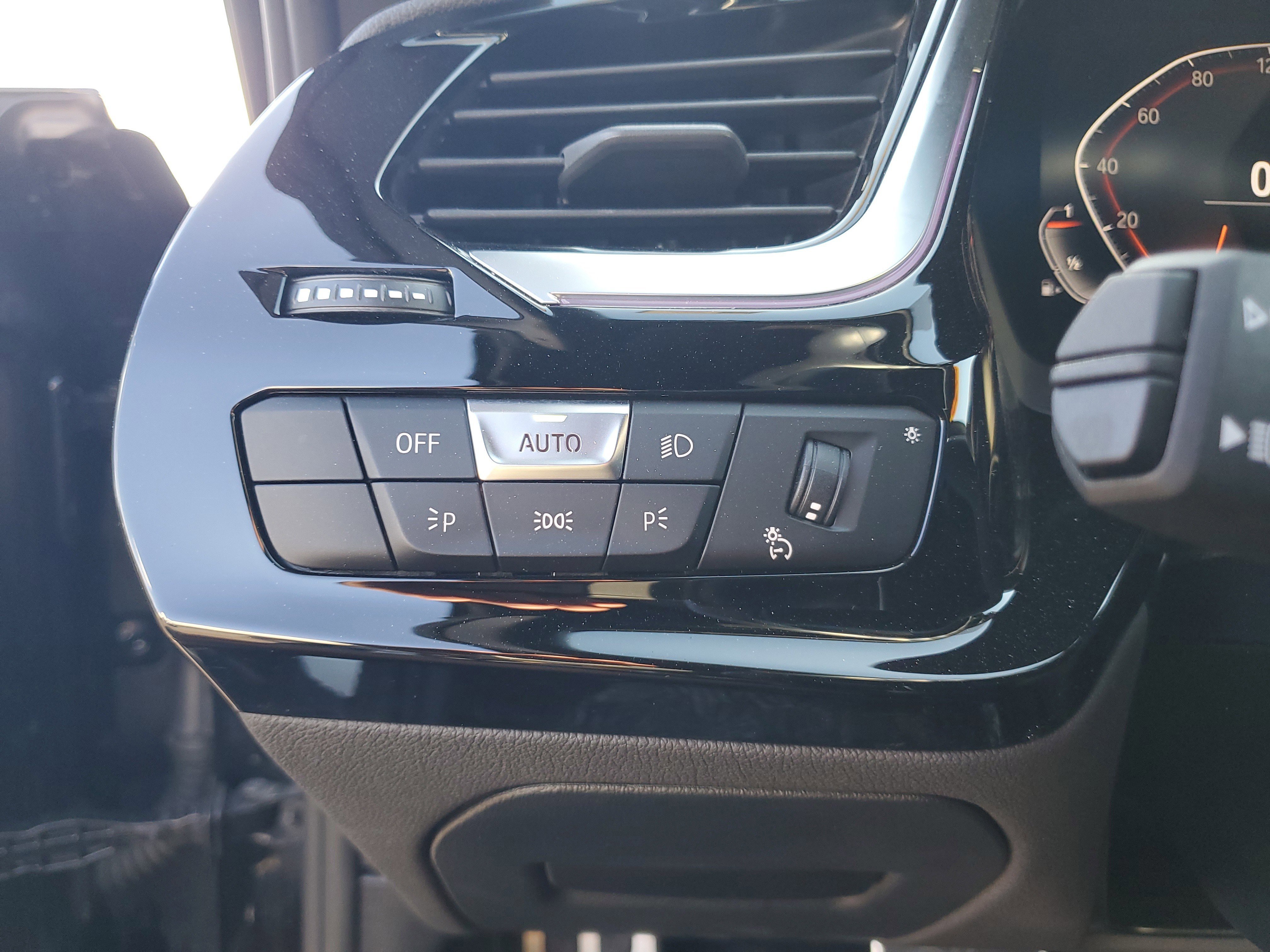 Used 2025 BMW Z4 sDrive30i image 27