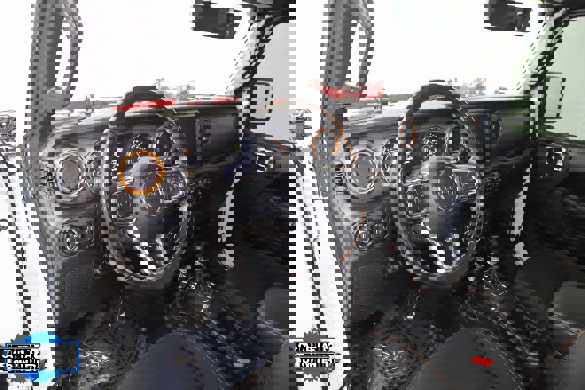 Used 2023 Jeep Gladiator Mojave w/ Cold Weather Group image 25