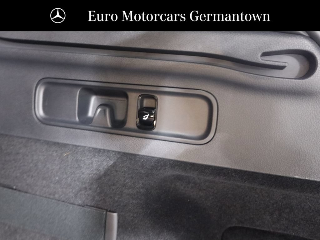 Certified 2026 Mercedes-Benz GLC 300 4MATIC image 71