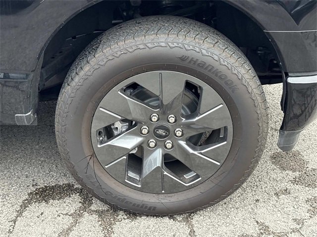 New 2025 Ford F150 Lightning Flash image 9