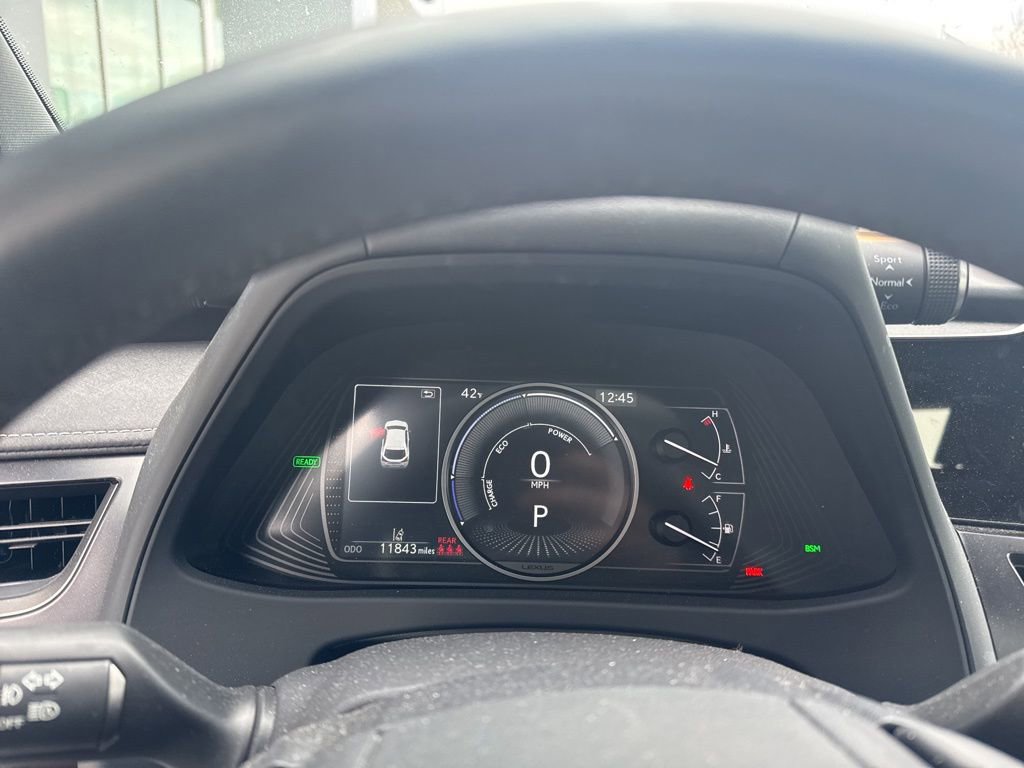 Used 2023 Lexus UX 250h F Sport image 29