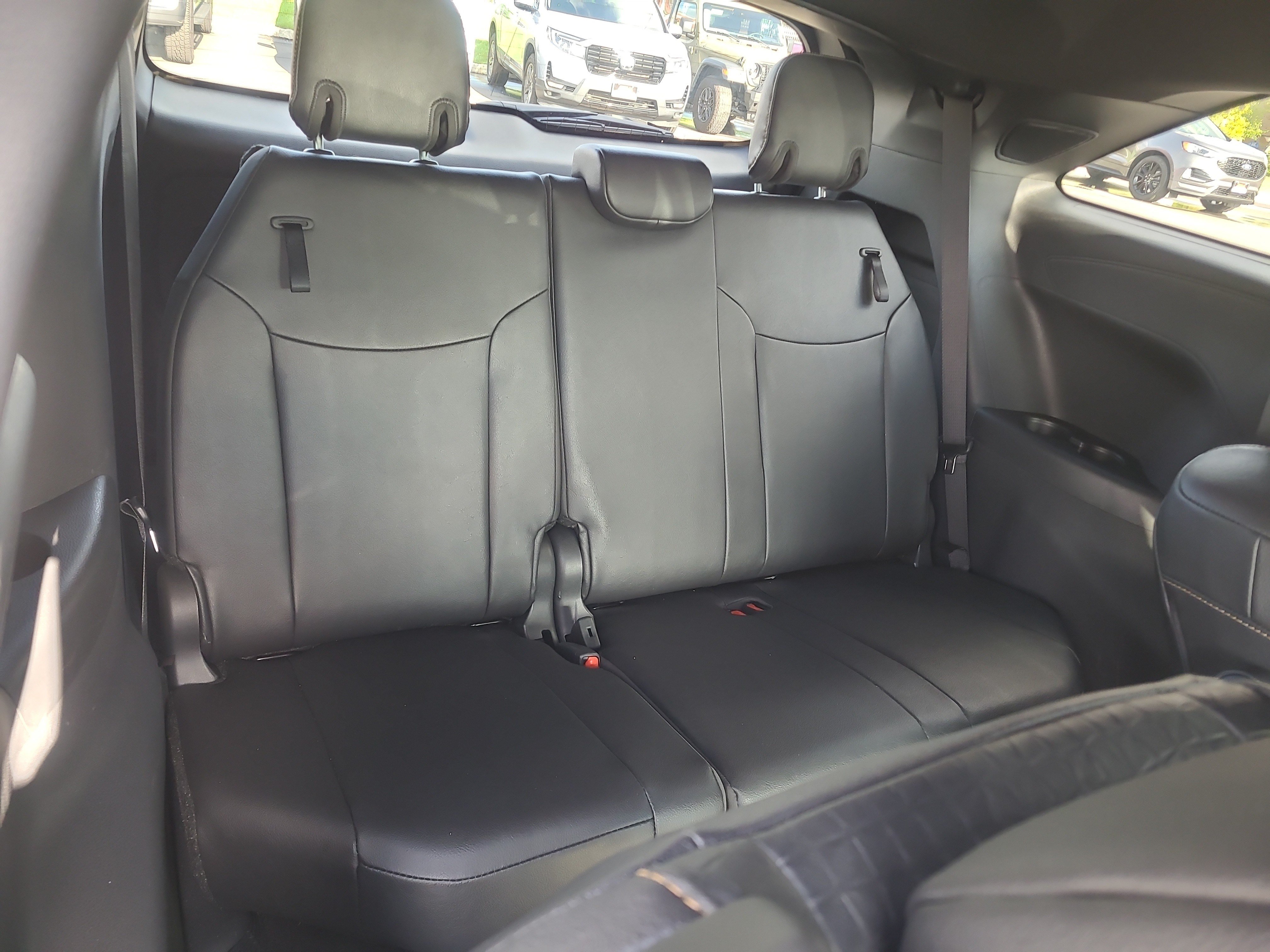Certified 2025 Toyota Sienna XLE Woodland Edition AWD/4WD image 29