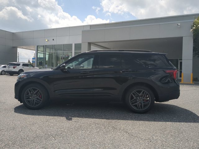 New 2026 Ford Explorer ST RWD image 8