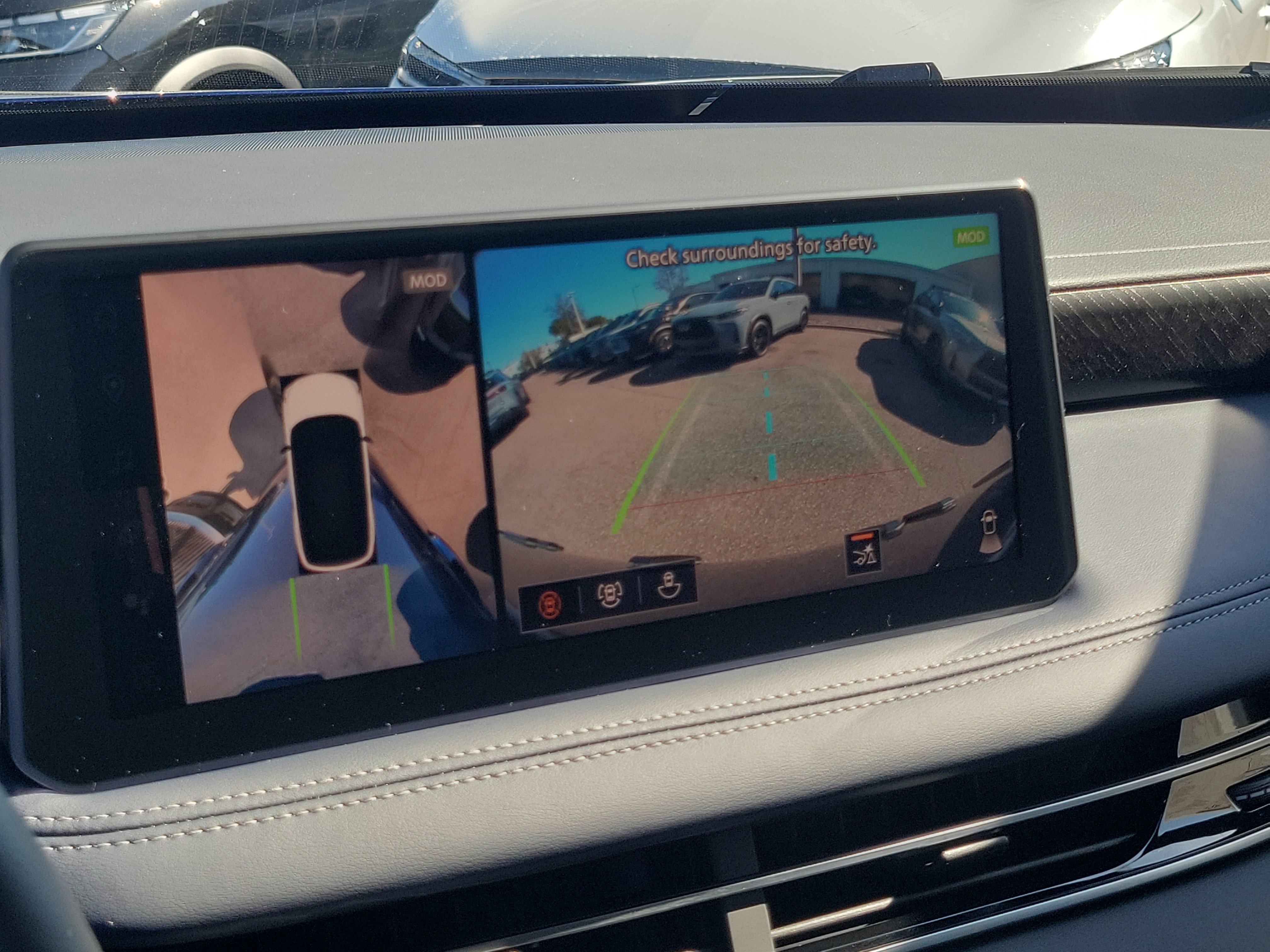 New 2026 INFINITI QX60 Sport w/ Dark Cargo Package image 17