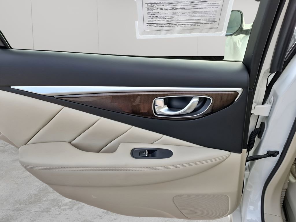 Used 2019 INFINITI Q50 Luxe w/ Cargo Package (L96) image 17