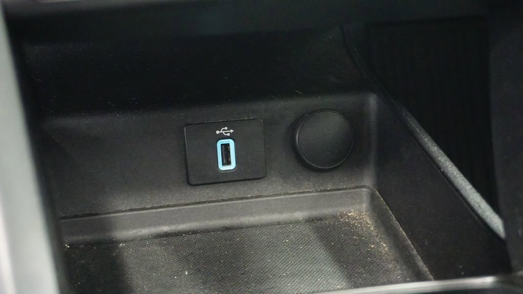 Used 2017 Ford Fusion Sport w/ Equipment Group 401A image 28