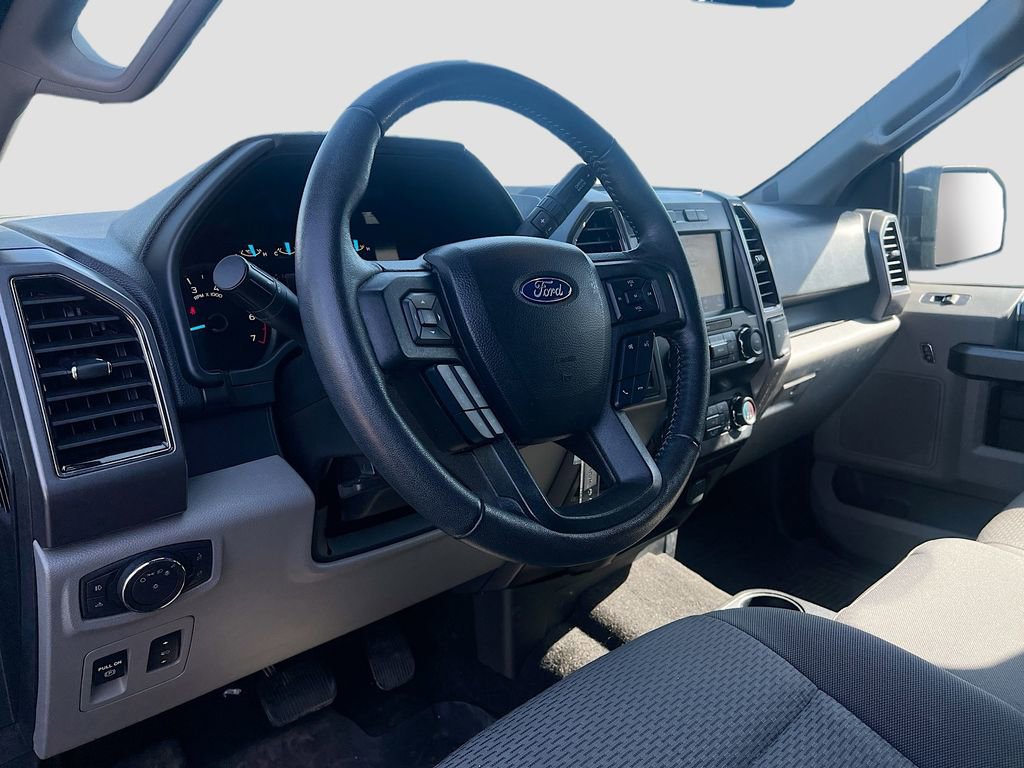 Used 2020 Ford F150 XLT w/ Equipment Group 302A Luxury AWD/4WD image 9