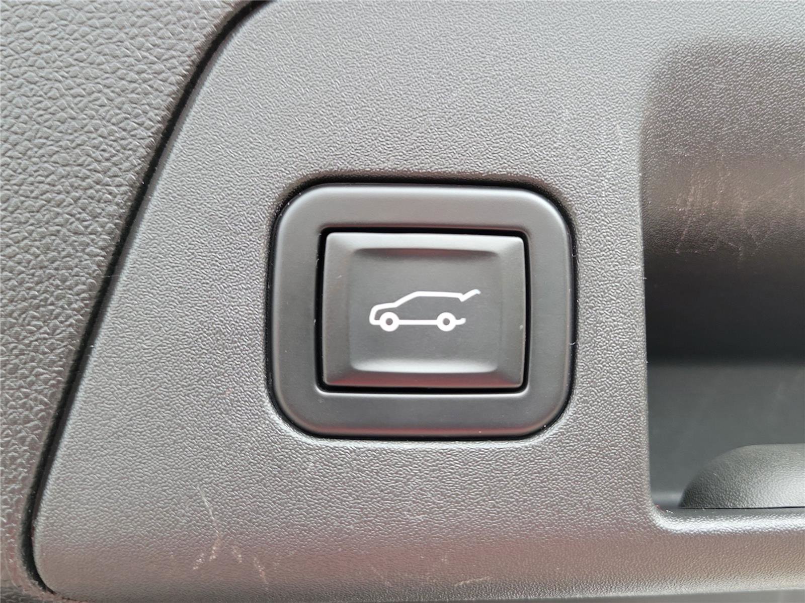 Used 2023 Buick Envision Preferred image 8