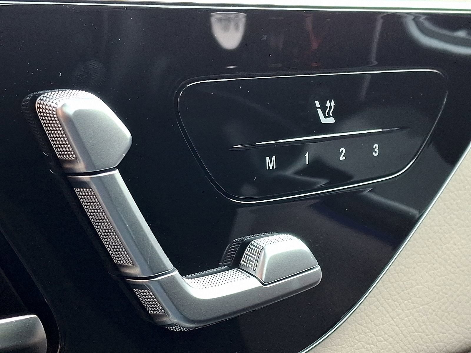 New 2026 Mercedes-Benz GLC 300 GLC 300 image 16