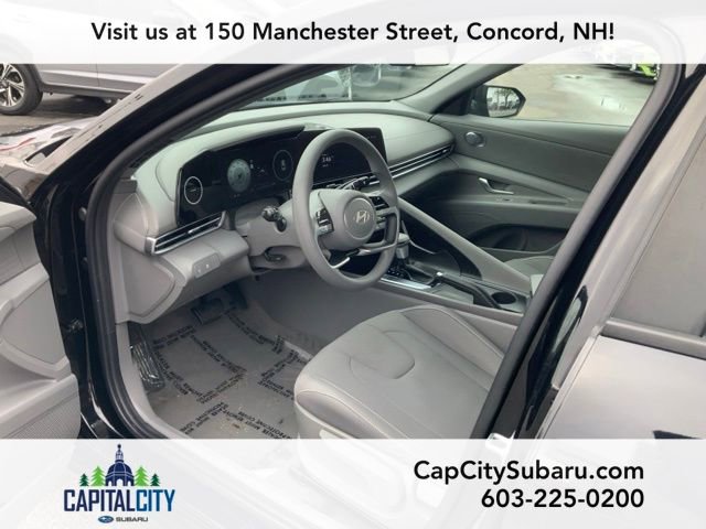 Used 2024 Hyundai Elantra SEL FWD image 13