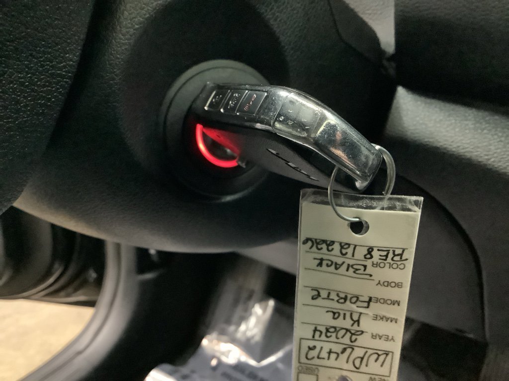 Used 2024 Kia Forte LXS image 17