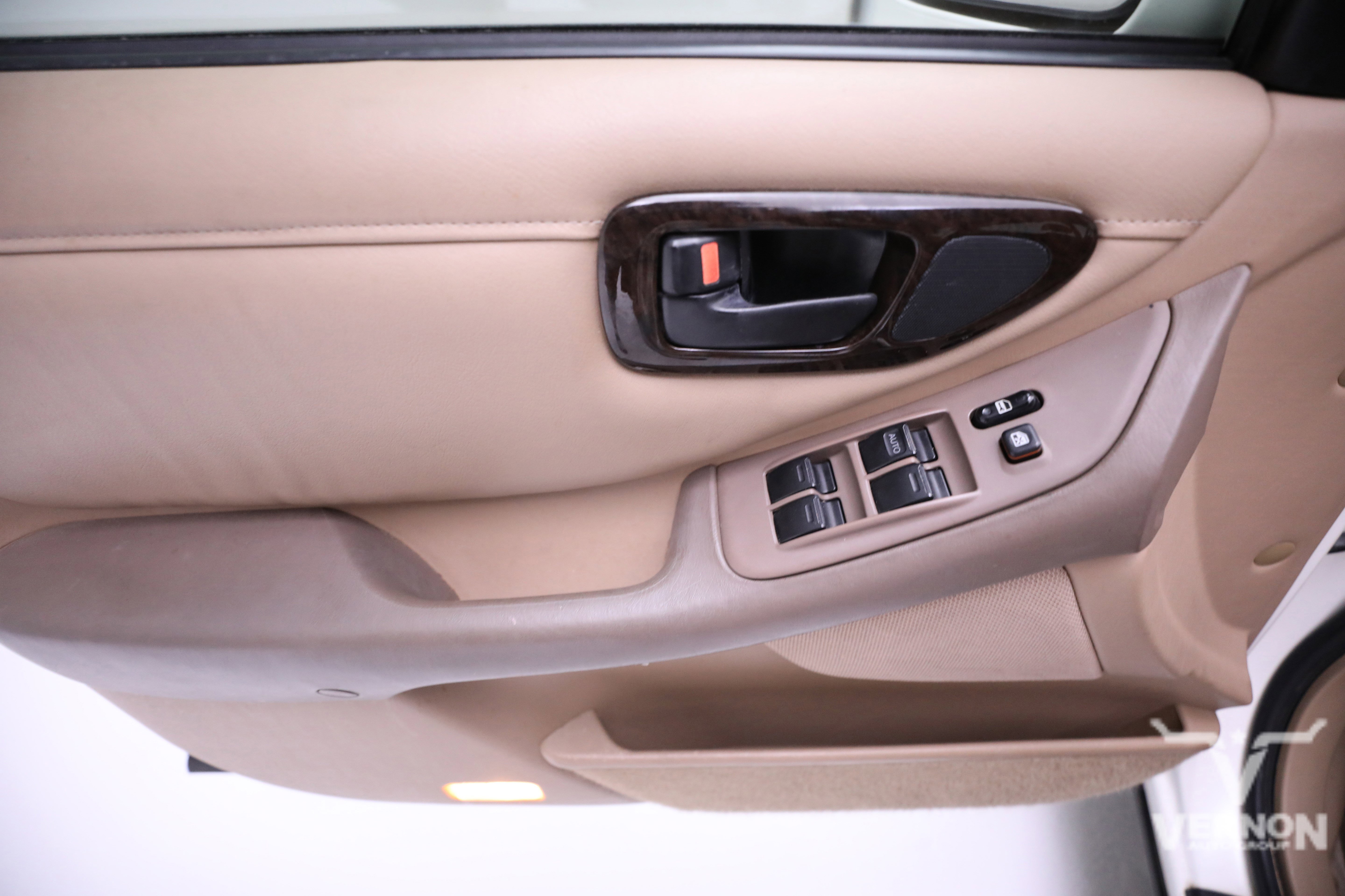 Used 1997 Toyota Avalon XL image 17