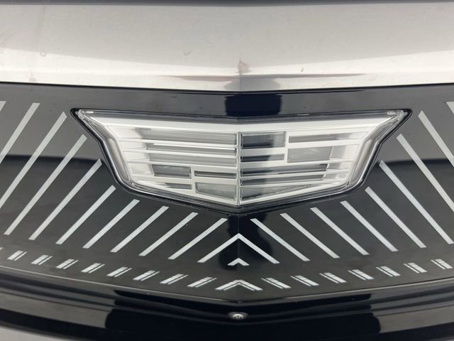 Used 2025 Cadillac Optiq Luxury 1 AWD/4WD image 32