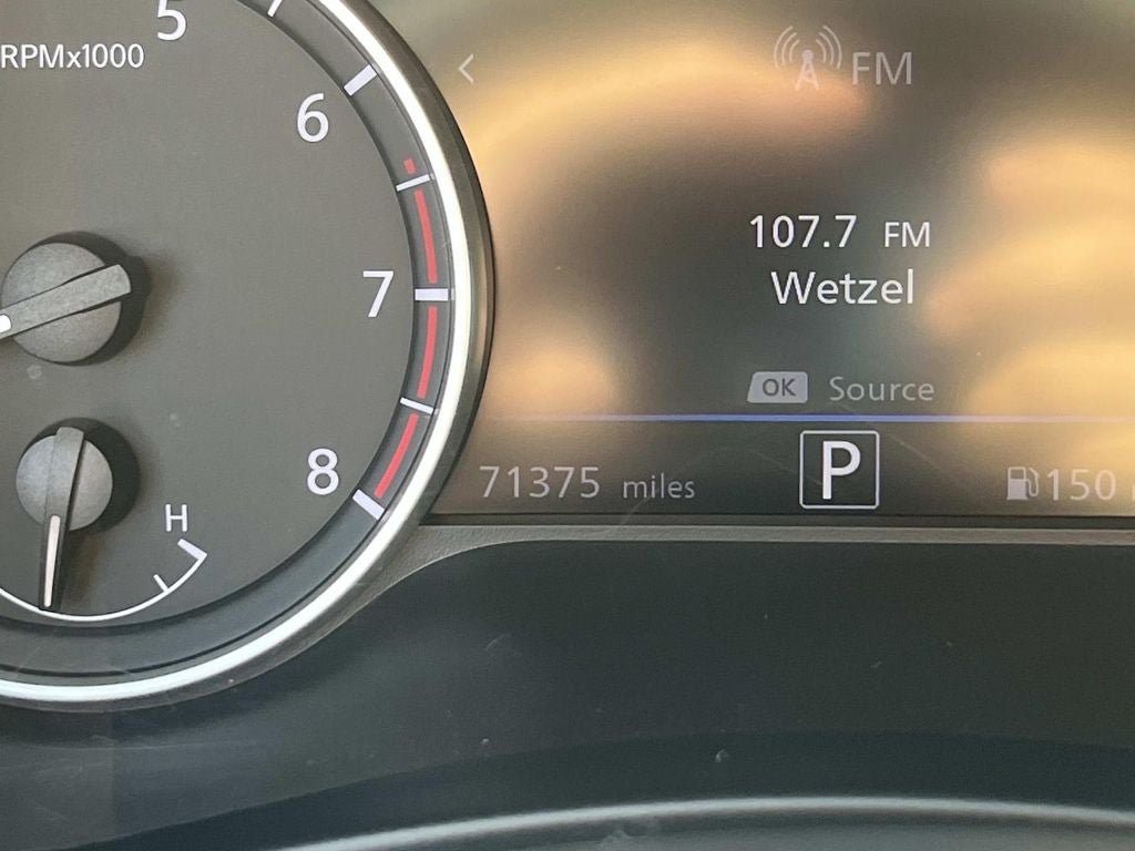 Used 2024 Nissan Sentra SV FWD image 29