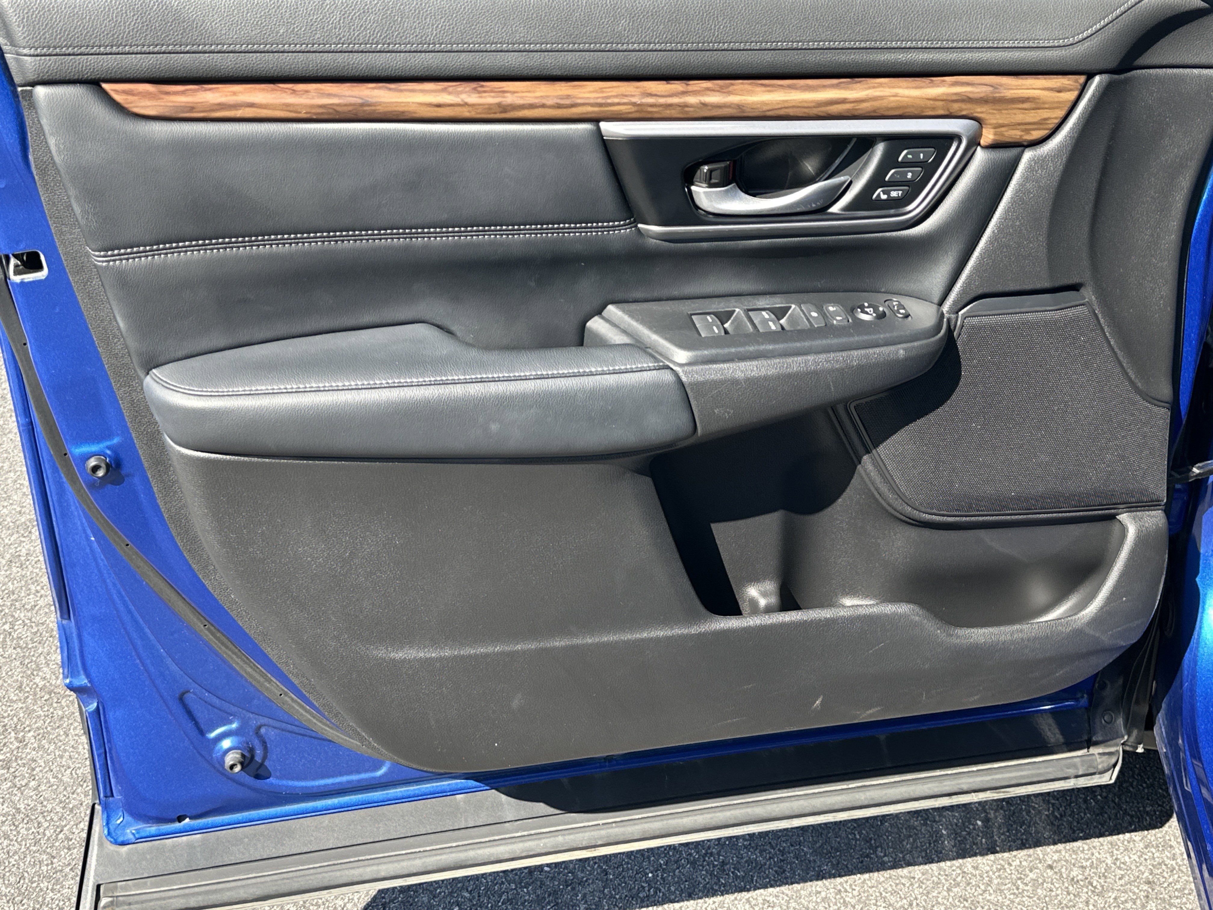 Used 2022 Honda CR-V EX-L image 11