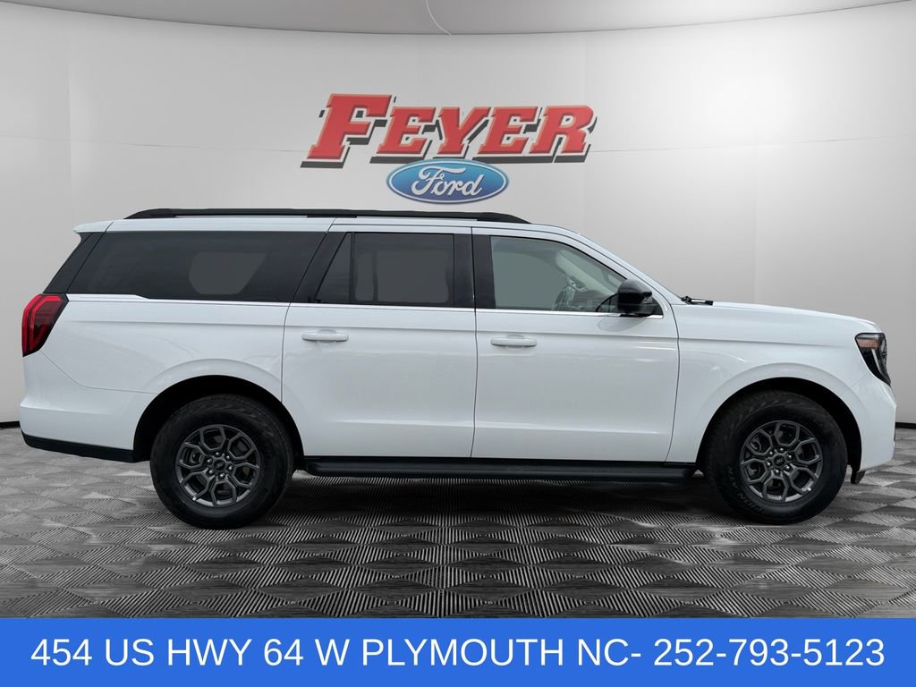 Used 2025 Ford Expedition Max Active AWD/4WD image 6