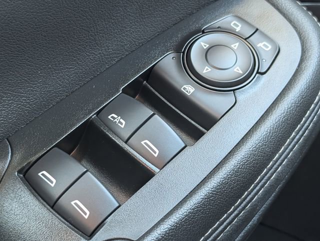 Used 2024 Buick Encore GX Sport Touring w/ Comfort Package image 21