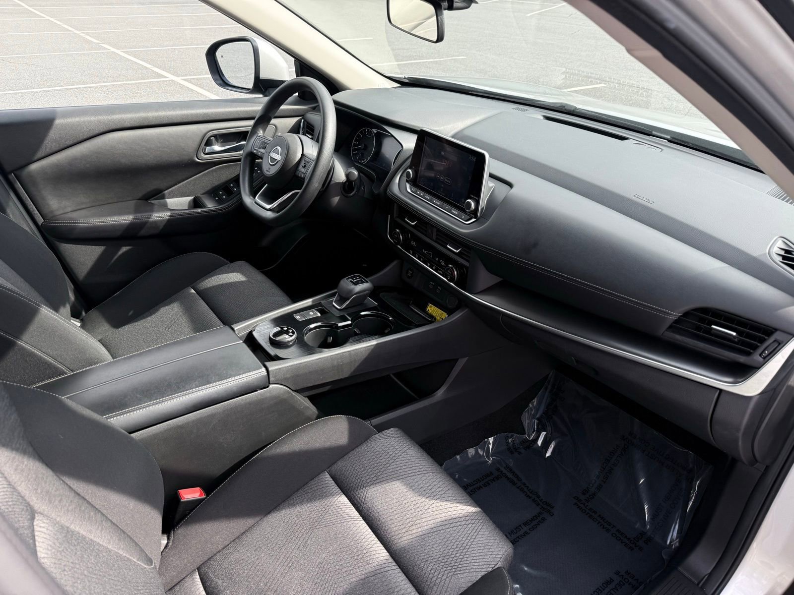 Used 2024 Nissan Rogue SV image 21