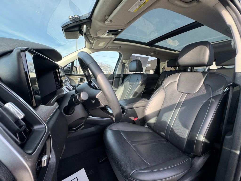 Used 2023 Kia Sorento X-Line EX image 19