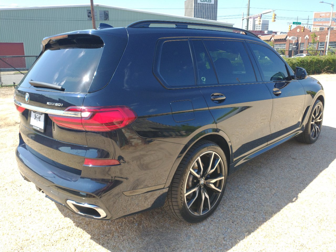 Used 2019 BMW X7 xDrive50i w/ Dynamic Handling Package image 23