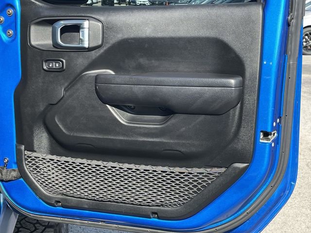 Used 2021 Jeep Gladiator Sport image 25