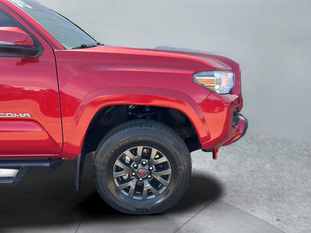 Used 2023 Toyota Tacoma SR5 w/ Technology Package image 30