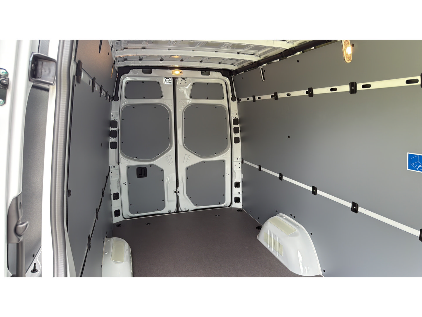 New 2026 Mercedes-Benz Sprinter 2500 image 15